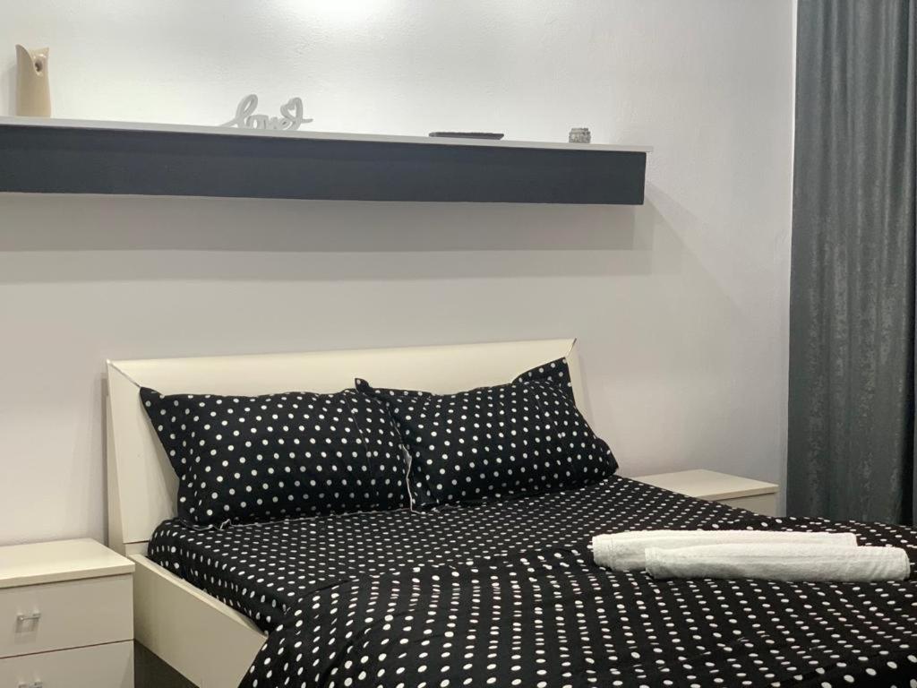 Apartament B Orizont Μπακάου Εξωτερικό φωτογραφία