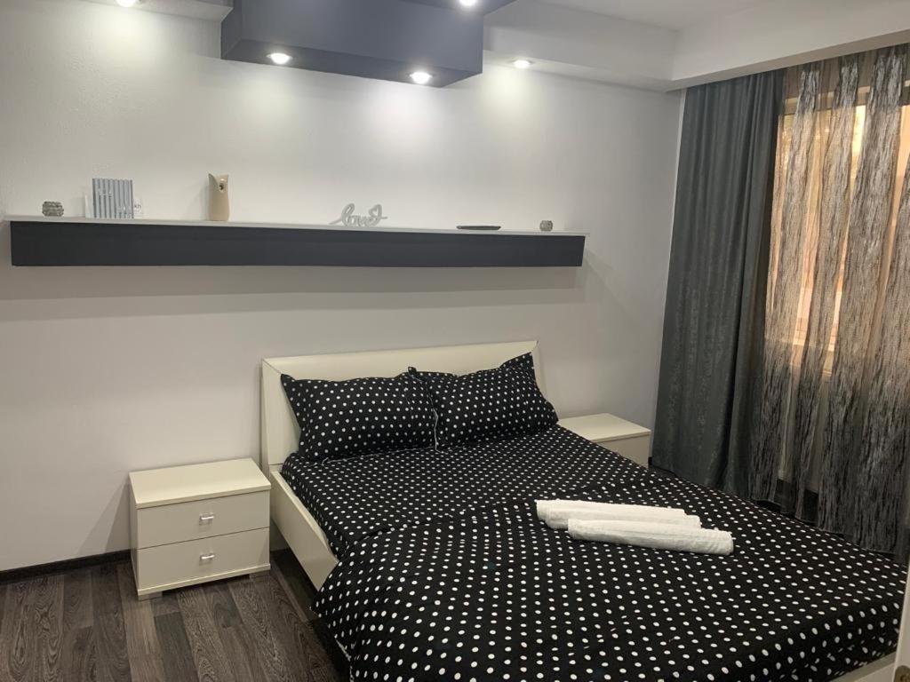 Apartament B Orizont Μπακάου Εξωτερικό φωτογραφία
